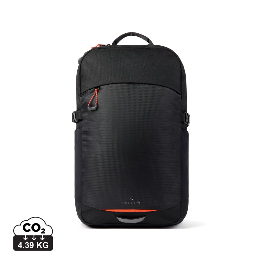 Mugursoma Nordic Drift Trail 16 l no RCS pārstrādāta poliestera ar jūsu logo