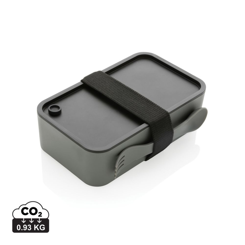 Pusdienu kastīte no polipropilēna ar karoti-dakšiņu un elastīgo siksnu ar jūsu logo